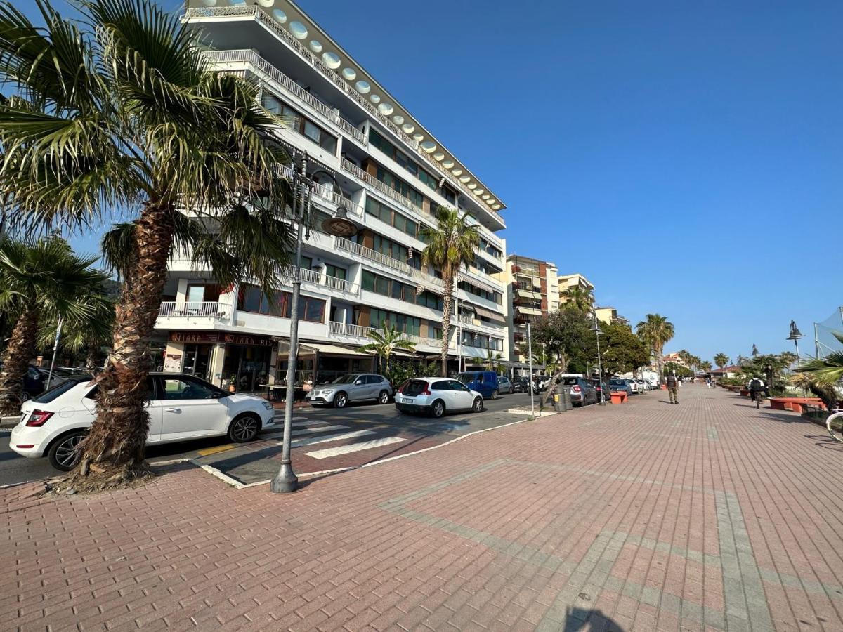 Appartamento Aria Del Mare Ventimiglia Exteriér fotografie